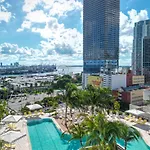 2409 Apt In Downtown Miami With Gym And In Front Of Kaseya Center